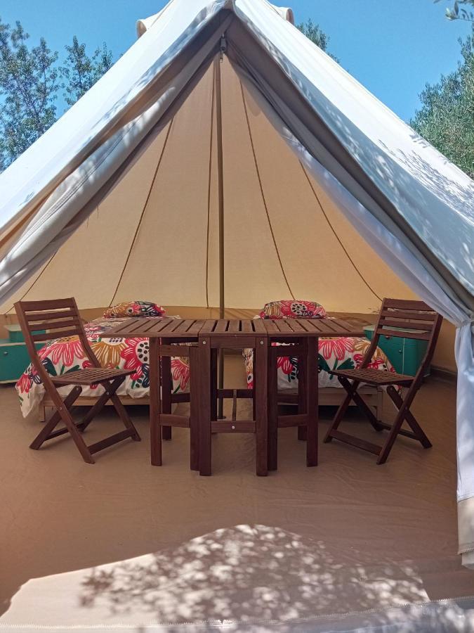 Mini Kamp Perla Hotel Prvic Luka Luaran gambar