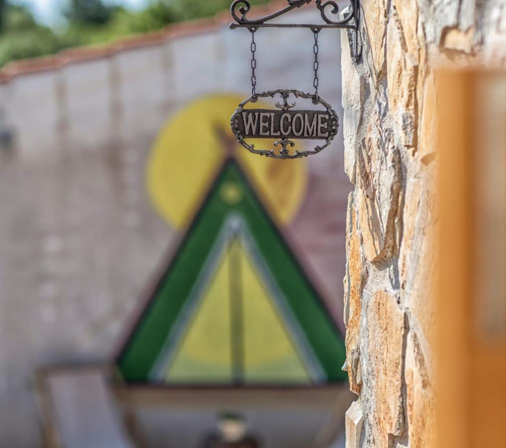 Mini Kamp Perla Hotel Prvic Luka Luaran gambar